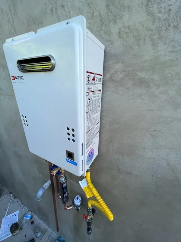Tankless water heater installation for Temple Hills homes